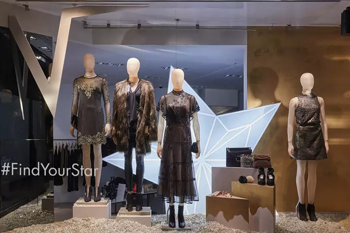 Karen Millen Weihnachtsfenster 2016 von StudioXAG, London – Großbritannien